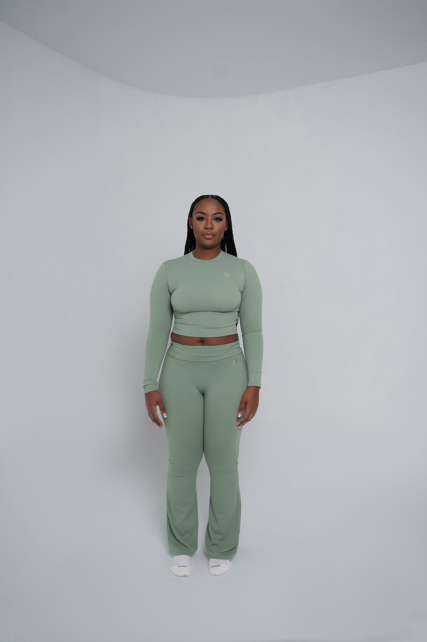 4Leaf Flared Leg Two Piece Set (Long Sleeved)