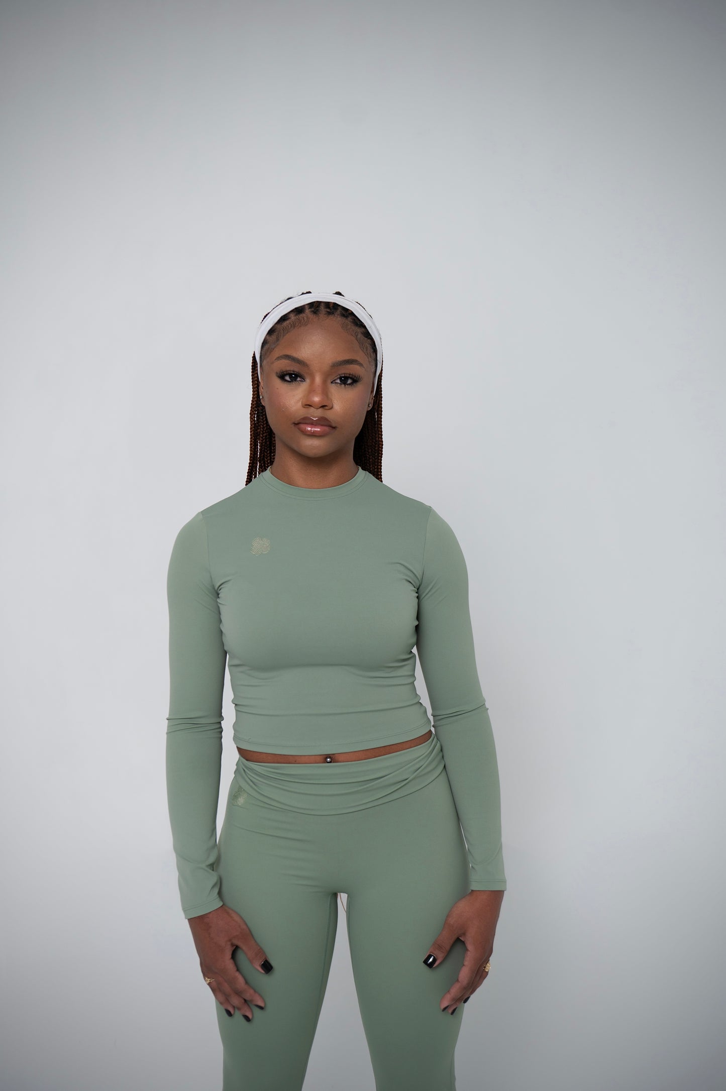 4Leaf Flared Leg Two Piece Set (Long Sleeved)